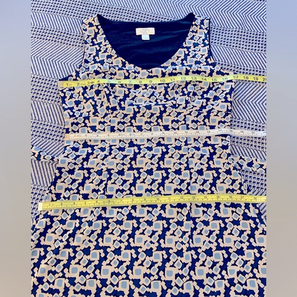 Ann Taylor Loft Dress - Picture 5 of 8